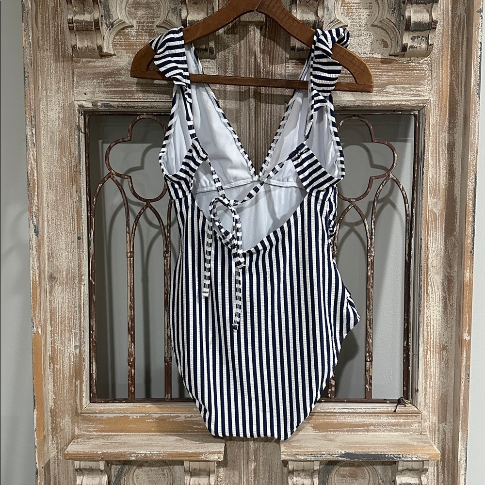 Ellen Tracy Blue Stripe Ruffle Swimsuit - Picture 4 of 7